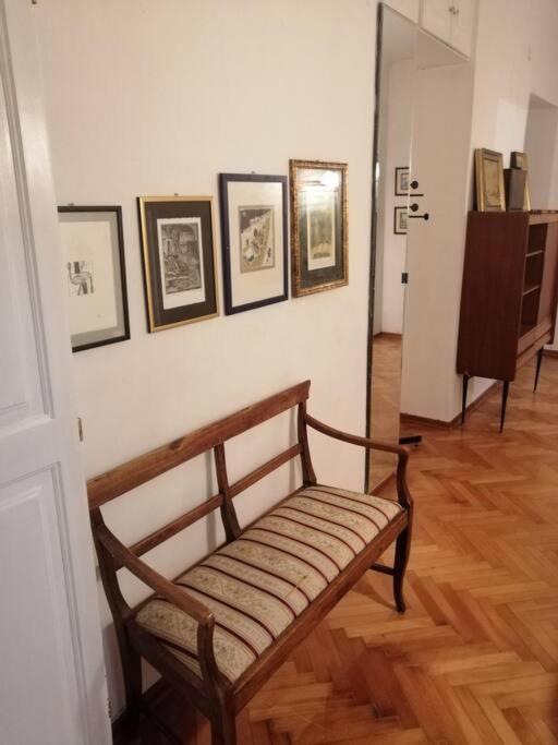 Spacious Attic Apartment Kandler Trieste Extérieur photo