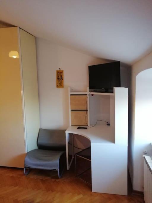 Spacious Attic Apartment Kandler Trieste Extérieur photo